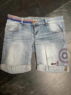 Mooie dames jeans bermuda / korte broek DESIGUAL 30 / L, Blauw, Ophalen of Verzenden, Zo goed als nieuw, W30 - W32 (confectie 38/40)