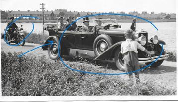 Cadillac Harley Davidson Koninklijk Huis fotokaart beschikbaar voor biedingen