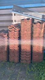 Dakpannen ca. 170 stuks, Doe-het-zelf en Verbouw, Dakpannen en Dakbedekking, Ophalen, Steen of Klei, Zo goed als nieuw, 15 m² of meer