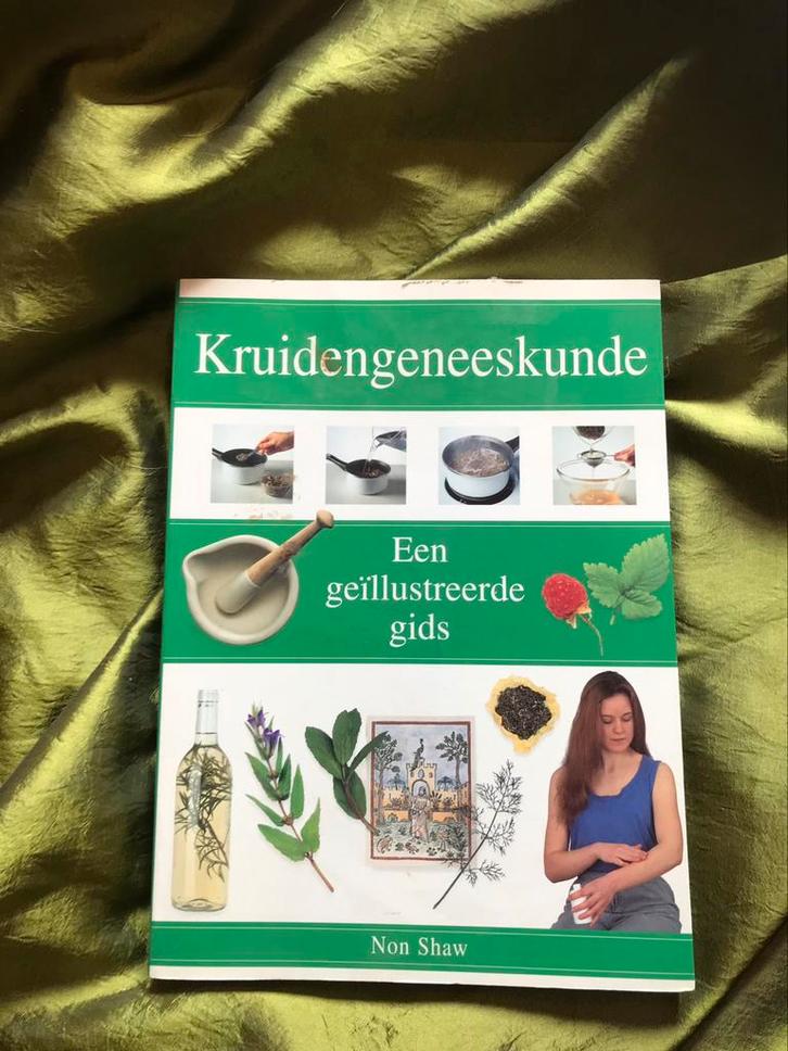 Kruiden geneeskunde, Boeken, Natuur, Zo goed als nieuw, Bloemen, Planten en Bomen, Ophalen of Verzenden