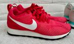 Nike MD 2 runner rood met mesh 38,5 zgan, Nike, Ophalen of Verzenden, Zo goed als nieuw, Sneakers of Gympen