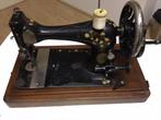 Antieke koffer naaimachine, Antiek en Kunst, Antiek | Naaimachines, Ophalen