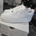 AF1 all white Nike Air Force maat 44 nieuw en ongedragen!, Wit, Nieuw, Ophalen of Verzenden, Sneakers of Gympen