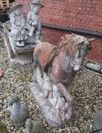 Kar betonnen Kar met paard decoratie, Antiek en Kunst, Ophalen