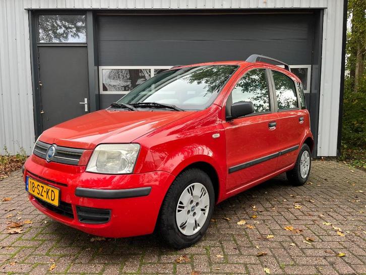 Fiat Panda 1.2i Automaat - Nieuwe APK - Inruilkoopje, Auto's, Fiat, Bedrijf, Panda, ABS, Airbags, Boordcomputer, Dakrails, Elektrische ramen
