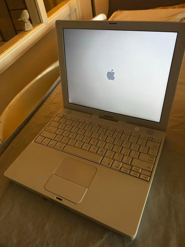 Apple iBook G4 - Goed onderhouden, Computers en Software, Apple Macbooks, Gebruikt, Overige modellen, Overige groottes, Onbekend