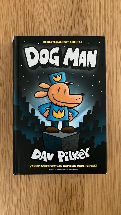 Dav Pilkey - Dog Man, Boeken, Kinderboeken | Jeugd | onder 10 jaar, Gelezen, Ophalen of Verzenden