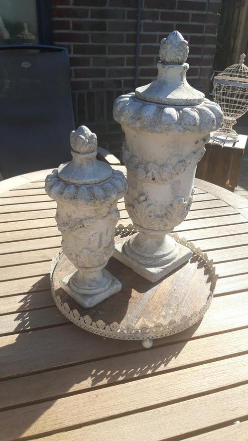 2 GAVE PTMD STEENGOED SIERVAZEN MET DEKSEL, Tuin en Terras, Tuinvazen, Zo goed als nieuw, Ophalen