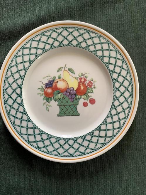 taart- gebakbordje, Villeroy & Boch, basket, schoteltje bord, Huis en Inrichting, Keuken | Servies, Zo goed als nieuw, Bord(en)