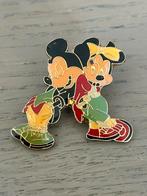 Mivkey en minnie mouse 1, Ophalen of Verzenden, Zo goed als nieuw, Overige onderwerpen, Speldje of Pin
