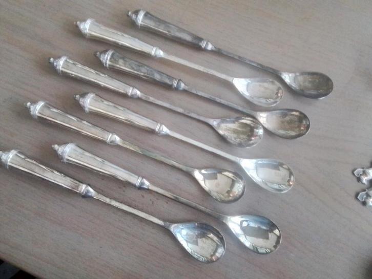8 zware en verzilverde dessertlepels, Antiek en Kunst, Antiek | Bestek, Ophalen of Verzenden