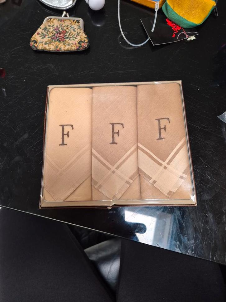 Vintage Zakdoeken Set met Initiaal F, Antiek en Kunst, Antiek | Kleden en Textiel, Ophalen of Verzenden