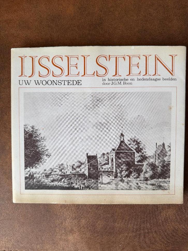 IJsselstein uw Woonstede, Boeken, Geschiedenis | Stad en Regio, Gelezen, 20e eeuw of later, Ophalen of Verzenden