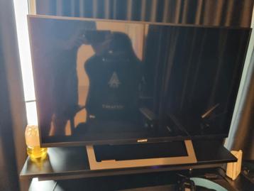 SONY 32INCH FULL HD SMART TV  beschikbaar voor biedingen
