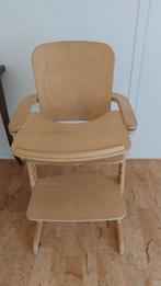 Verstelbare houtkleurige kinderstoel, Kinderen en Baby's, Kinderstoelen, Ophalen of Verzenden, Gebruikt, Meegroeistoel