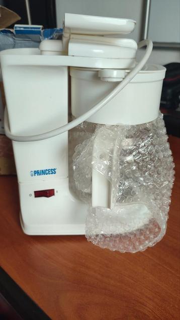 Princess camping Koffiezetapparaat - 10 Kopjes - Compact beschikbaar voor biedingen