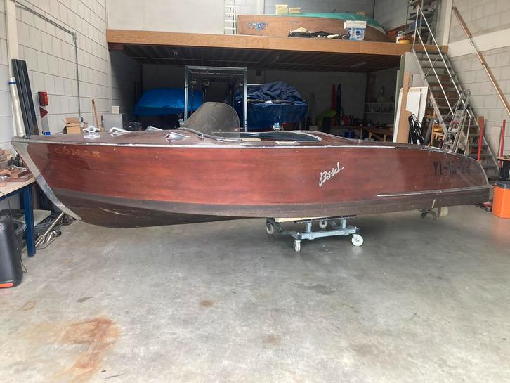 Boesch 500 1961 massief mahonie, Watersport en Boten, Speedboten, Gebruikt, 3 tot 6 meter, Benzine, 70 tot 120 pk, Hout, Binnenboordmotor