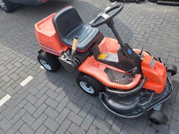 Zitmaaier husqvarna
Type rider 16
Hydro beschikbaar voor biedingen