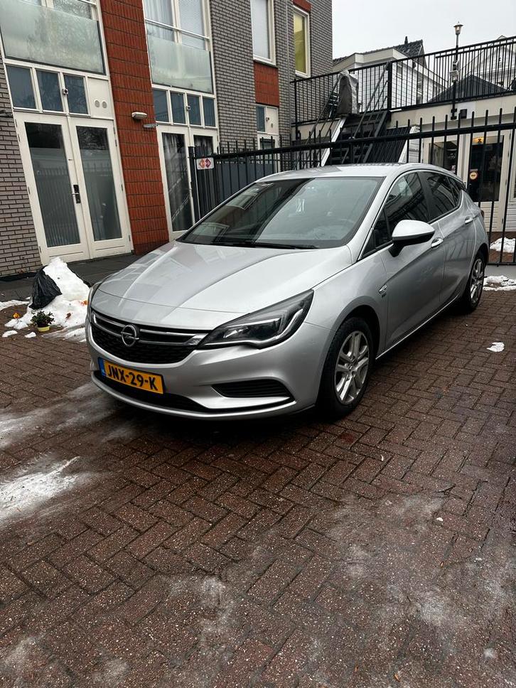Opel Astra 1.6 Cdti 🌟120 jaar editie🌟 81KW 5D 2019 Grijs, Auto's, Opel, Particulier, Astra, ABS, Airbags, Airconditioning, Apple Carplay