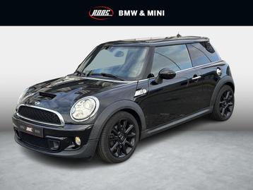 Mini Cooper S 1.6 Bayswater Org NL | Navi | Xenon | Aut beschikbaar voor biedingen