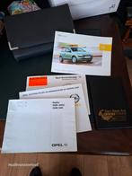 Opel corsa c  boekjes, Ophalen of Verzenden