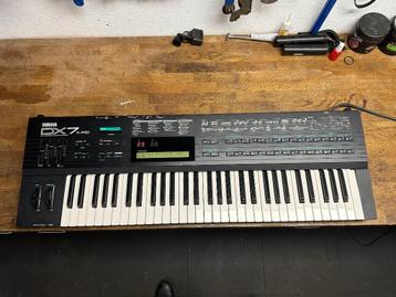 Yamaha DX7 II FD beschikbaar voor biedingen