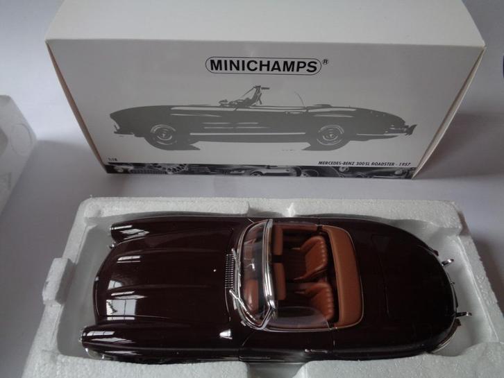 Minichamps Mercedes-Benz 300 SL Roadster 1957 in doos, 1/18, Hobby en Vrije tijd, Modelauto's | 1:18, Zo goed als nieuw, Auto