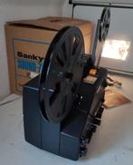 SANKYO 702 SUPER 8 FILMPROJECTOR met GELUID in DOOS, Ophalen of Verzenden
