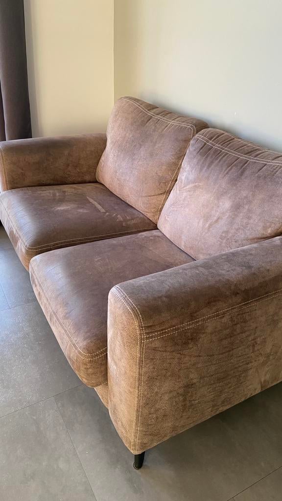 Ruime 2 zitsbank, zandkleurig,velvet look., Huis en Inrichting, Ophalen, 150 tot 200 cm, Tweepersoons, 75 tot 100 cm