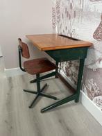 Vintage schoolbureau, Kinderen en Baby's, Kinderkamer | Tafels en Stoelen, Gebruikt, Ophalen