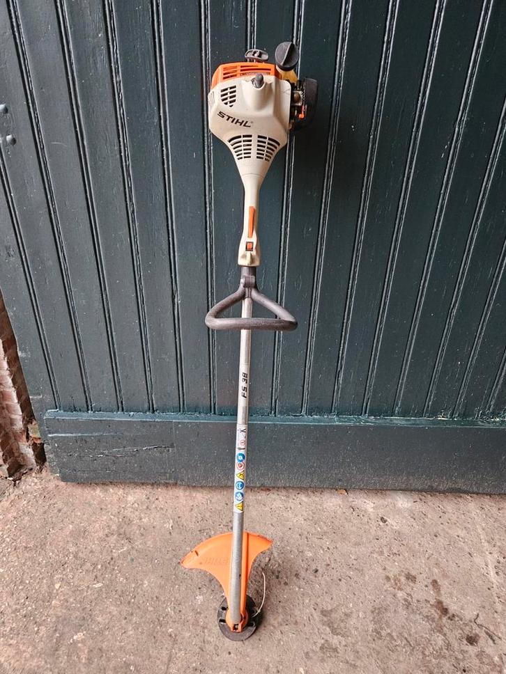 Stihl FS 38 Bosmaaier - Goed Onderhouden!, Tuin en Terras, Bosmaaiers, Gebruikt, Benzine, Minder dan 10 cm, Ophalen of Verzenden