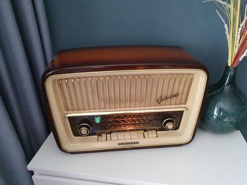 Pracht Telefunken Gavotte 8   Optie Bluetooth, Antiek en Kunst, Antiek | Tv's en Audio, Ophalen of Verzenden