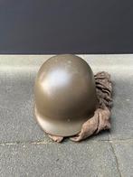 Originele legerhelm met binnenhelm en camouflagenet, Ophalen of Verzenden, Nederland