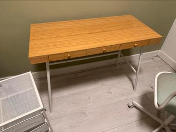 IKEA Lillåsen bureau + bureaustoel beschikbaar voor biedingen