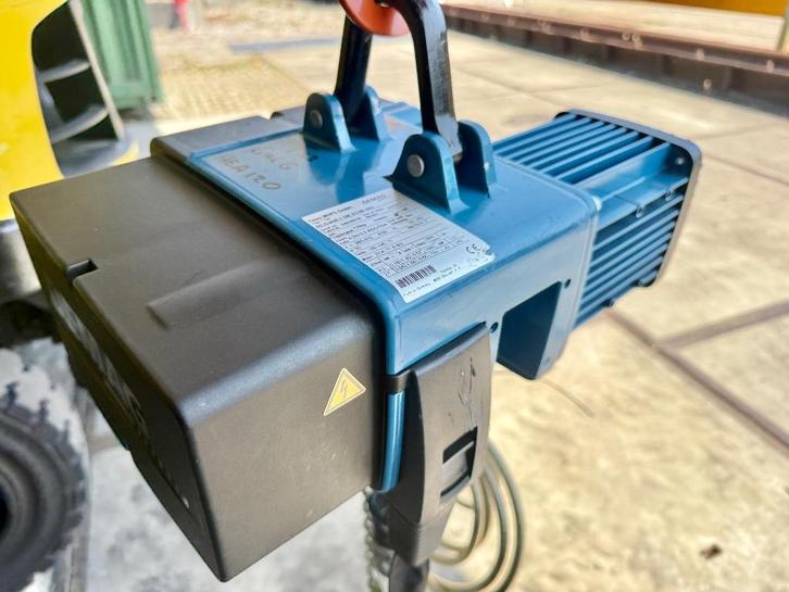 Demag kettingtakel 125 kg, 2017, nieuwstaat., Doe-het-zelf en Verbouw, Lieren en Takels, Zo goed als nieuw, Elektrisch, Ophalen