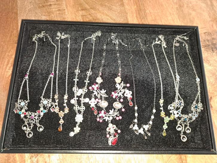 Partij kettingen + GRATIS LUXE DISPLAY!!!, Sieraden, Tassen en Uiterlijk, Kettingen, Nieuw, Overige materialen, Overige kleuren