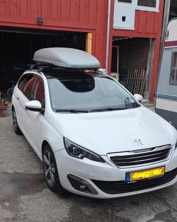 Nette Peugeot 308sw dakkoffer beschikbaar voor biedingen
