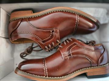 Nette schoenen voor jonkers of kerst in verschillende maten! beschikbaar voor biedingen