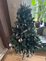 Kleine Kerstboom met versiering lampjes bessen dennenappels, Ophalen of Verzenden, Zo goed als nieuw