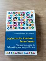 Tom Braams - Dyslectische kinderen leren lezen, Ophalen of Verzenden, Zo goed als nieuw, Tom Braams; Anneke Smits