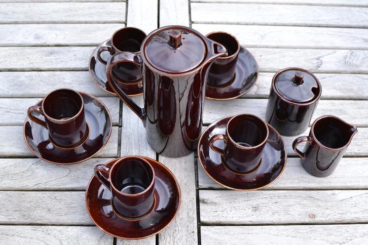 Royal Sphinx bruin servies Pierre Daems Petrus Regout, Huis en Inrichting, Keuken | Servies, Gebruikt, Compleet servies, Overige stijlen