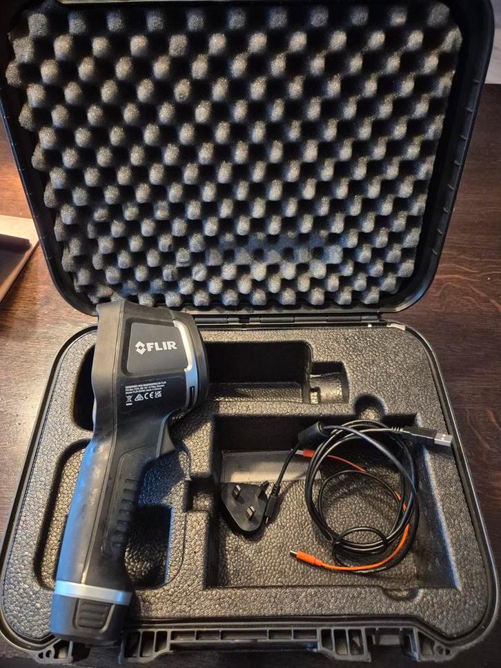 Flir E5 Warmtecamera - Perfect voor inspecties!, Doe-het-zelf en Verbouw, Meetapparatuur, Gebruikt, Temperatuur, Ophalen of Verzenden