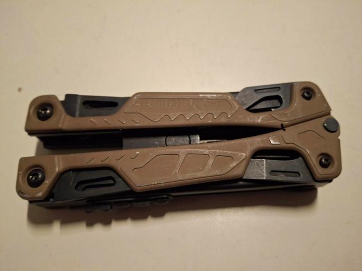 Leatherman OHT multitool, Caravans en Kamperen, Kampeergereedschap, Zo goed als nieuw, Ophalen of Verzenden