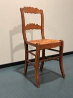 Frans, eiken, boerenstoeltje rieten zitting., Gebruikt, Bruin, Boeren Antiek, Eén