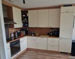 Nette hoekkeuken incl. app, kunststof blad en achterwand, Huis en Inrichting, Keuken | Complete keukens, Ophalen, Gebruikt, Crème