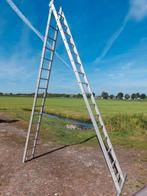 2 delige ladder 2x16 treden. Trap als uitzettrap te gebuiken, Doe-het-zelf en Verbouw, Ladders en Trappen, Ophalen, Zo goed als nieuw