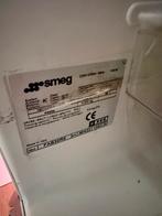Retro Smeg Koelkast Rood, Witgoed en Apparatuur, Koelkasten en IJskasten, Ophalen, 150 tot 200 liter, Gebruikt, Energieklasse A of zuiniger
