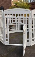 Playpen kennel bench NIEUWSTAAT, Dieren en Toebehoren, Ophalen, Zo goed als nieuw