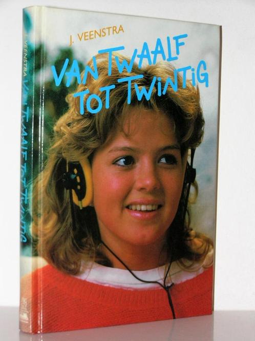 J. Veenstra - Van twaalf tot twintig (over seksualiteit), Boeken, Godsdienst en Theologie, Zo goed als nieuw, Christendom | Katholiek