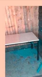 BUREAU'S  TAFELS, Ophalen, Zo goed als nieuw